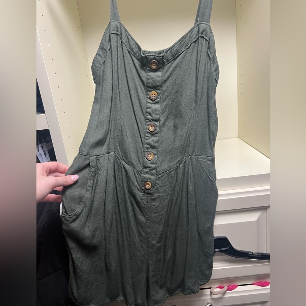 Hollister L romper